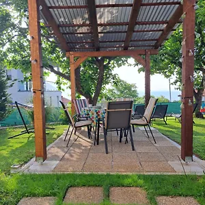 Peruc With Big Terrace And Beautiful Garden Apartment Ičići